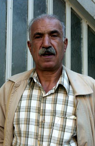 محمود گلابدره‌ای